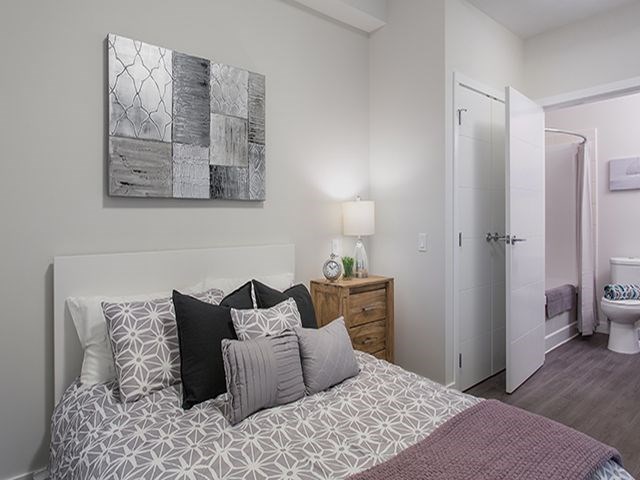 Lynn Creek in North Vancouver, BC bedroom with ensuite bathroom