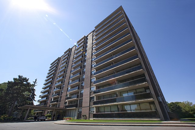 Rockford Apartments image of building exterior in Toronto, ON