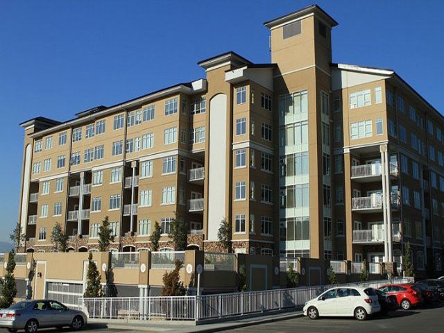 The Conservatory exterior image of building in Kelowna, BC