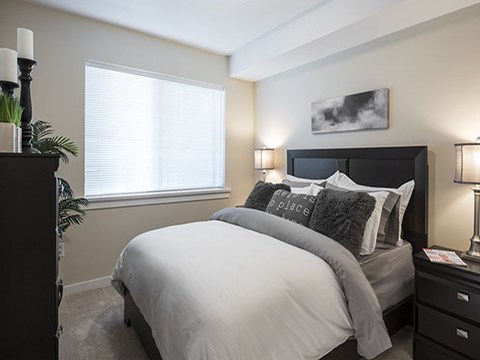 The Crest in Nanaimo, BC spacious bedroom