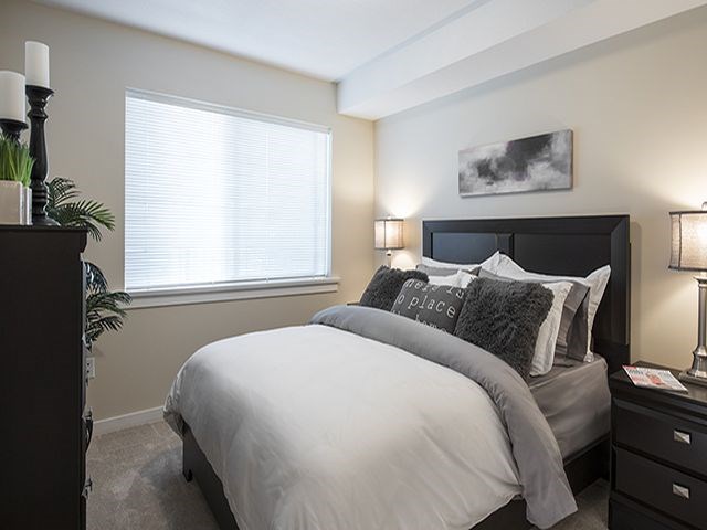 The Crest in Nanaimo, BC spacious bedroom