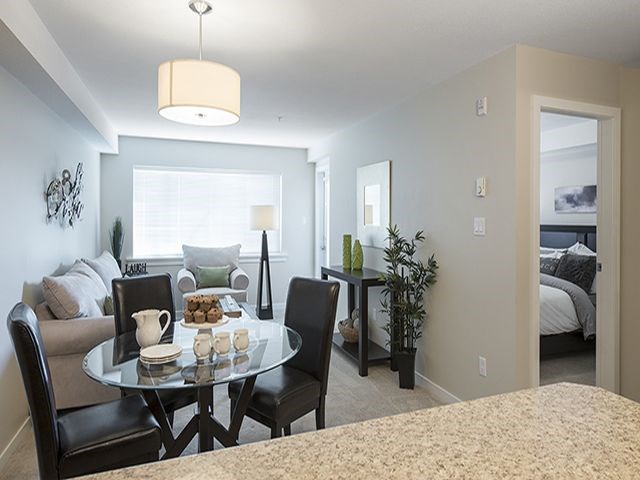 The Crest in Nanaimo, BC open concept kitchen, dining and living room