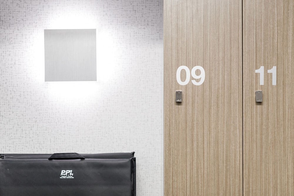 The Taunton Apartments secure parcel lockers in Oakville, ON