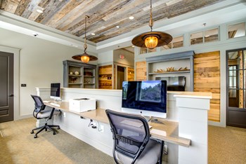 Business Center - Photo Gallery 5