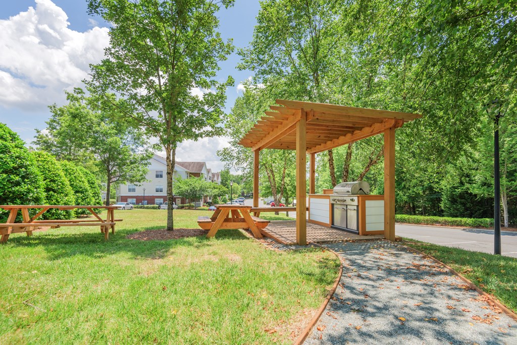 Grilling and Picnic Stations