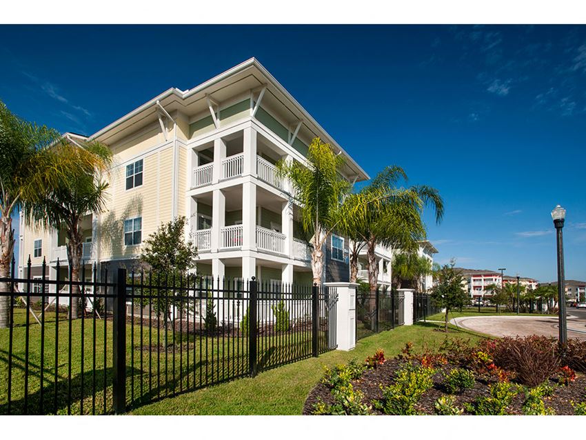 Exterior building - Photo Gallery