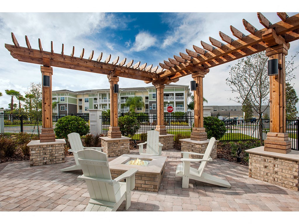 Fire Pit outdoor lounge