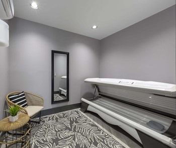 Tanning Bed - Photo Gallery 3