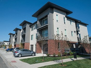Elegant Exterior View at Foothill Lofts Apartments & Townhomes, Logan, UT - Photo Gallery 32