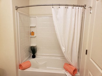 Walk-In Showers And Garden Tubs at Foothill Lofts Apartments & Townhomes, Logan - Photo Gallery 21