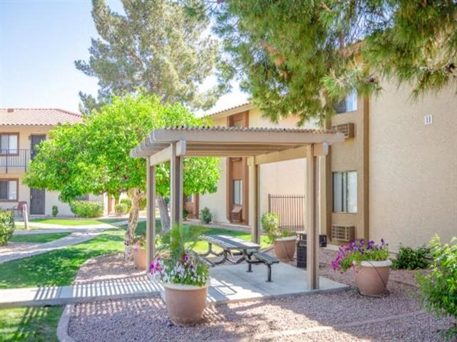 Garden Gazebo at Sands Apartments, Mesa, AZ, 85213