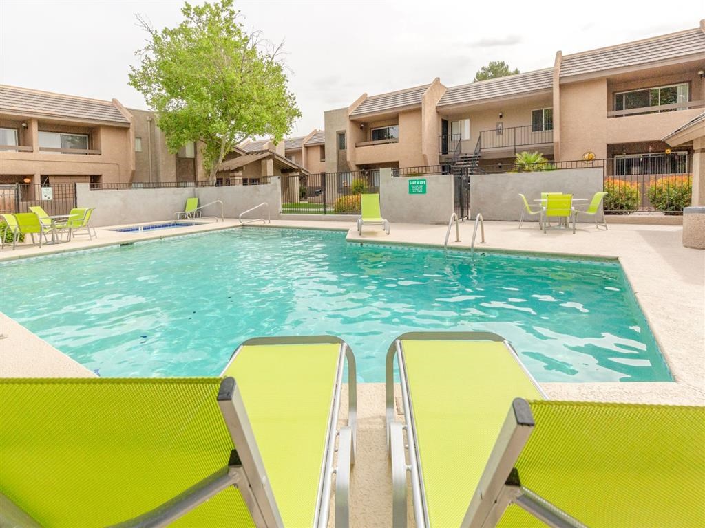 Swimming Pool at Cimarron Place Apartments, Tucson, AZ, 85712