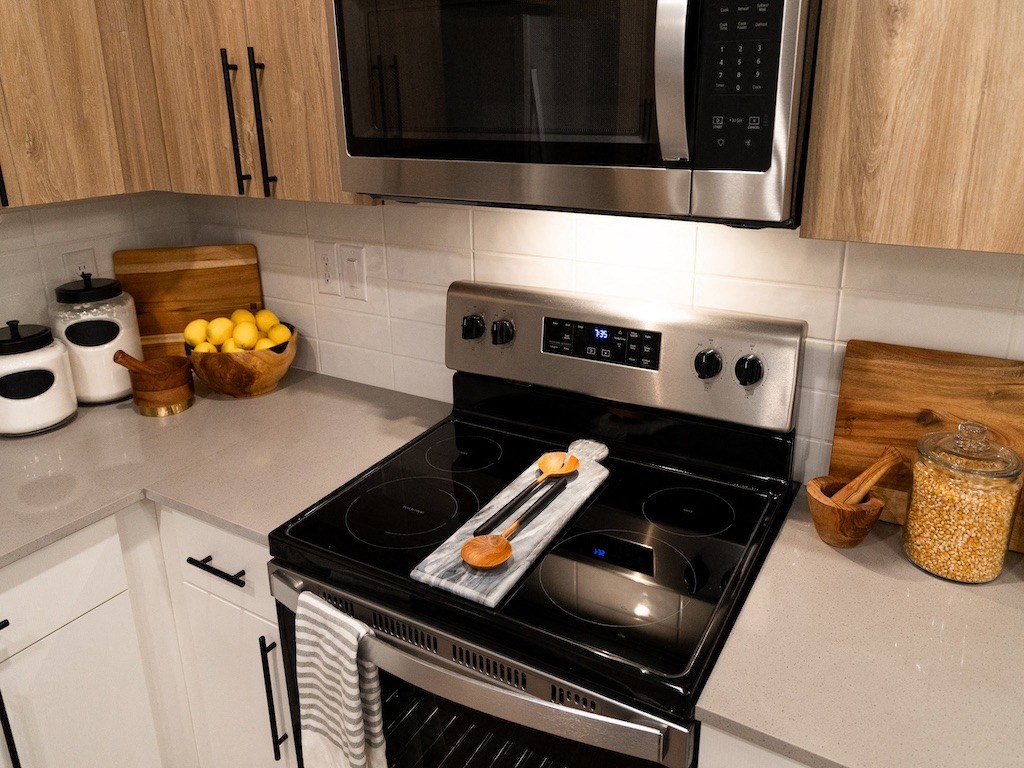 Parc On 5th Apartments And Townhomes & Parc On 5th II