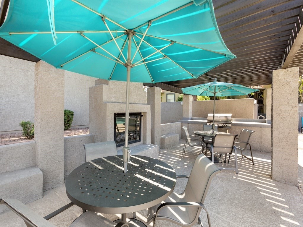 BBQ Grills at Aztec Springs