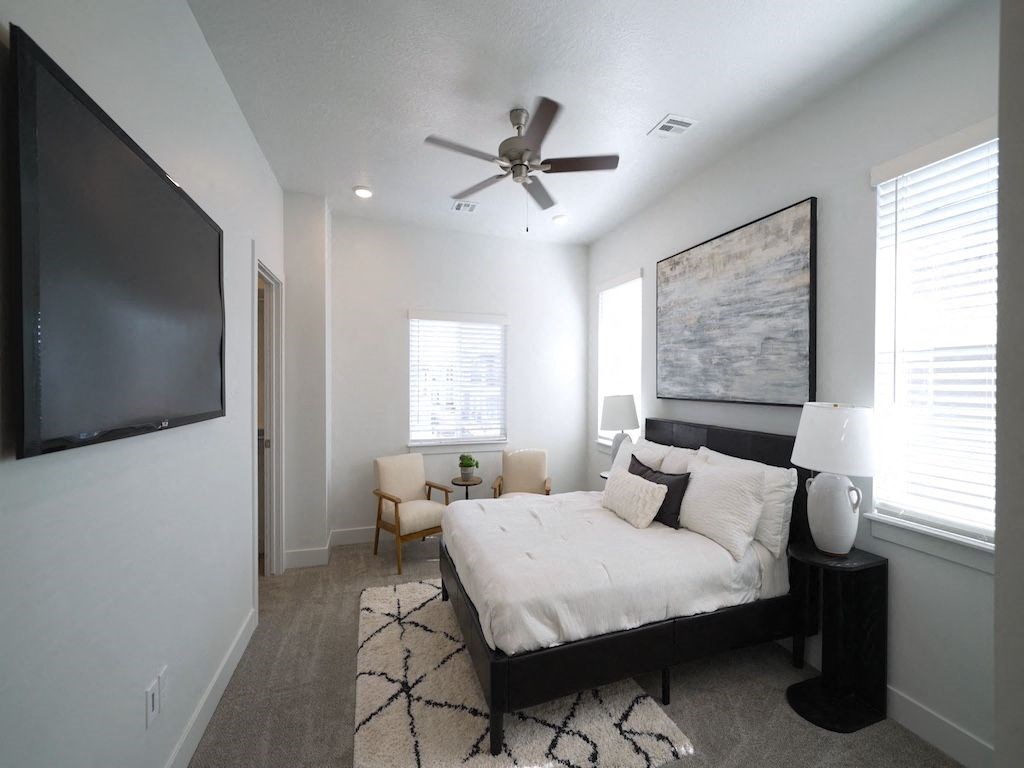 Spacious Bedroom at Desert Sage