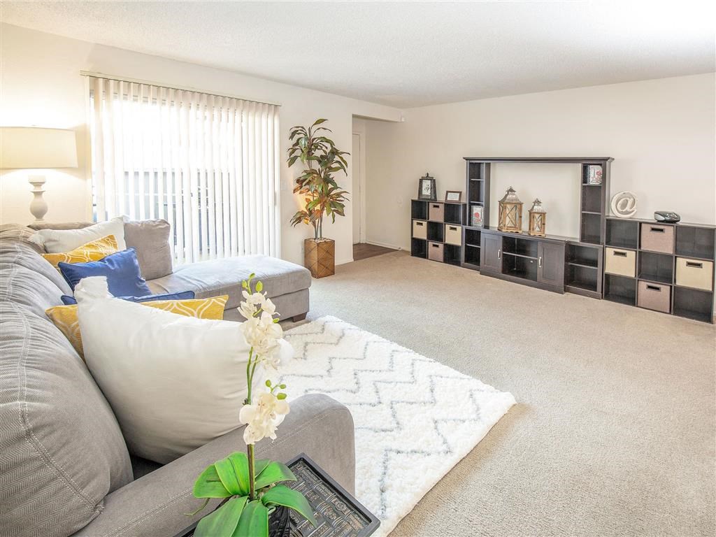 Warm And Inviting Living Room at Courtyard at Central Park Apartments, Fresno, 93722