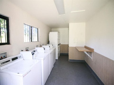 Creekside Villas Apartments