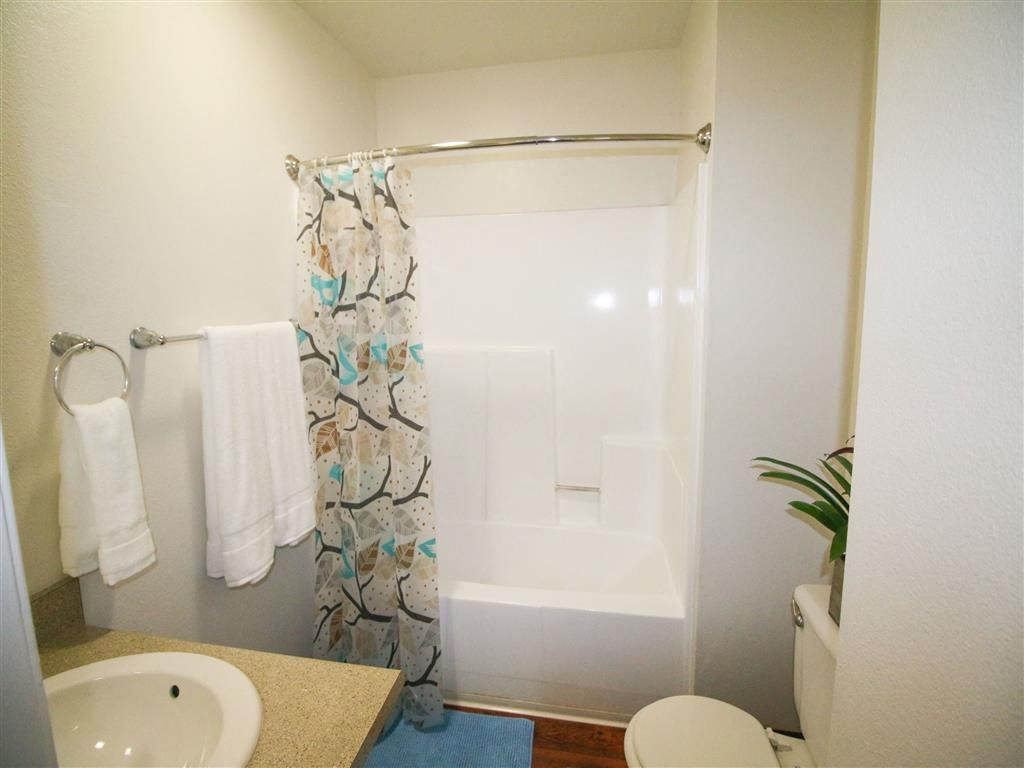 Creekside Villas Apartments