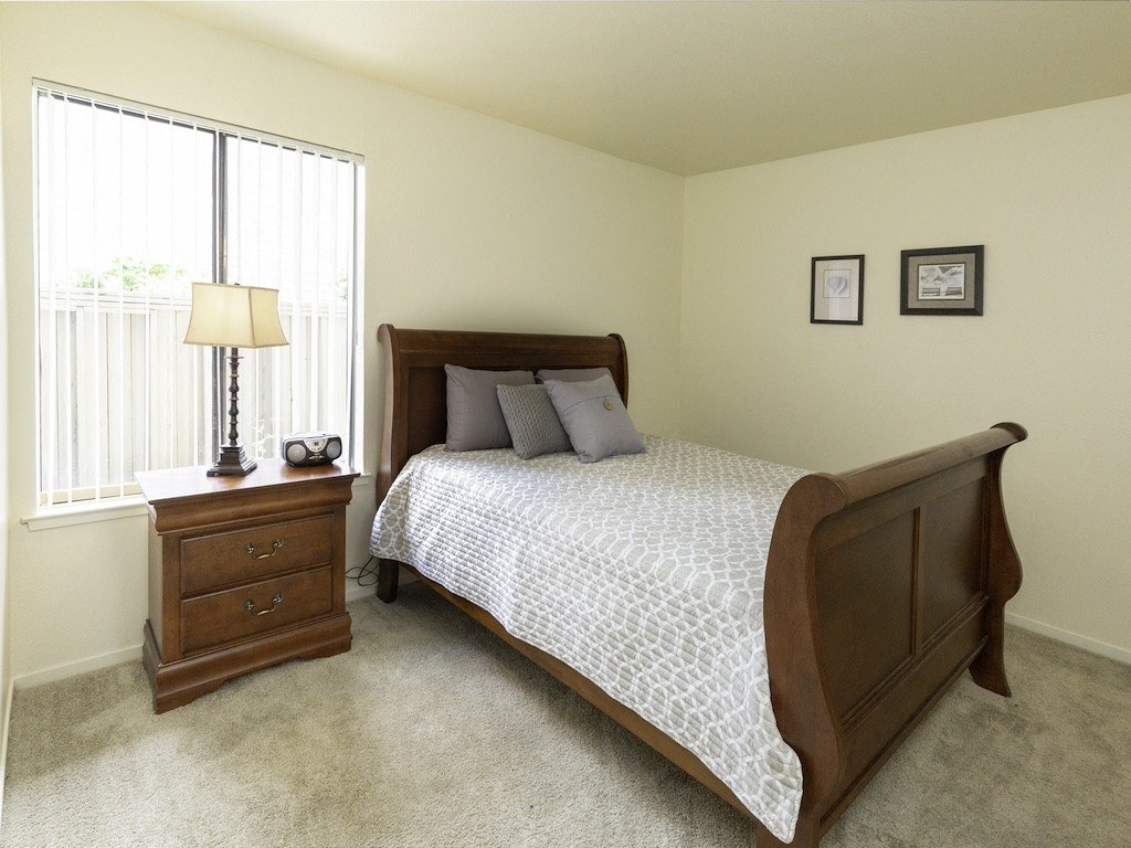 California Place Main Bedroom