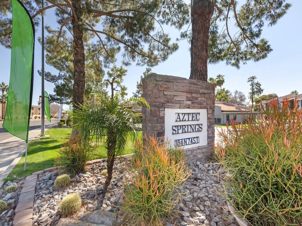 Entry Sign to Aztec Springs