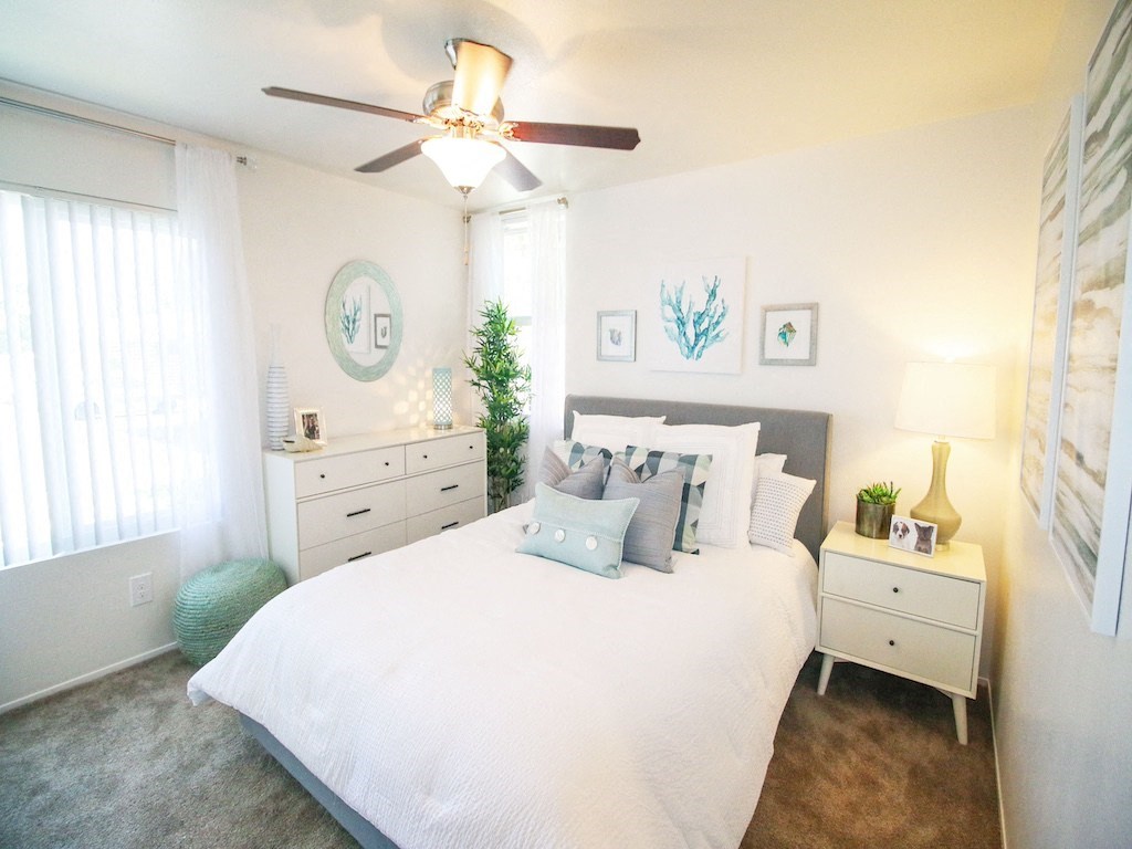 Cozy Bright Bedrooms at Canyon Club Apartments, California, 92058