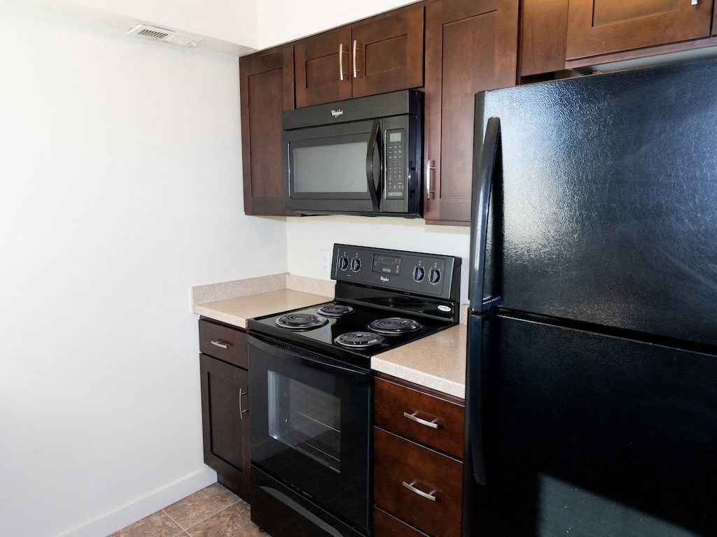 Crossroads Apartments