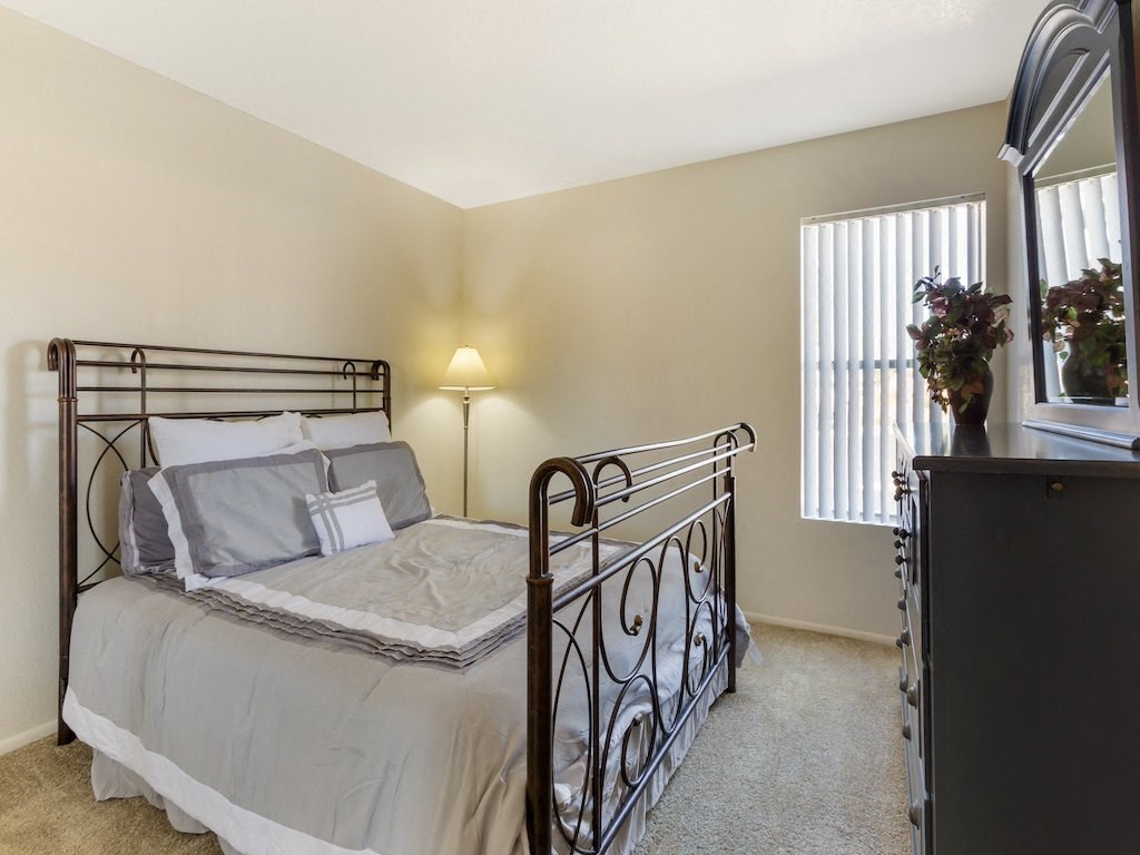 Large Bedroom at Aztec Springs