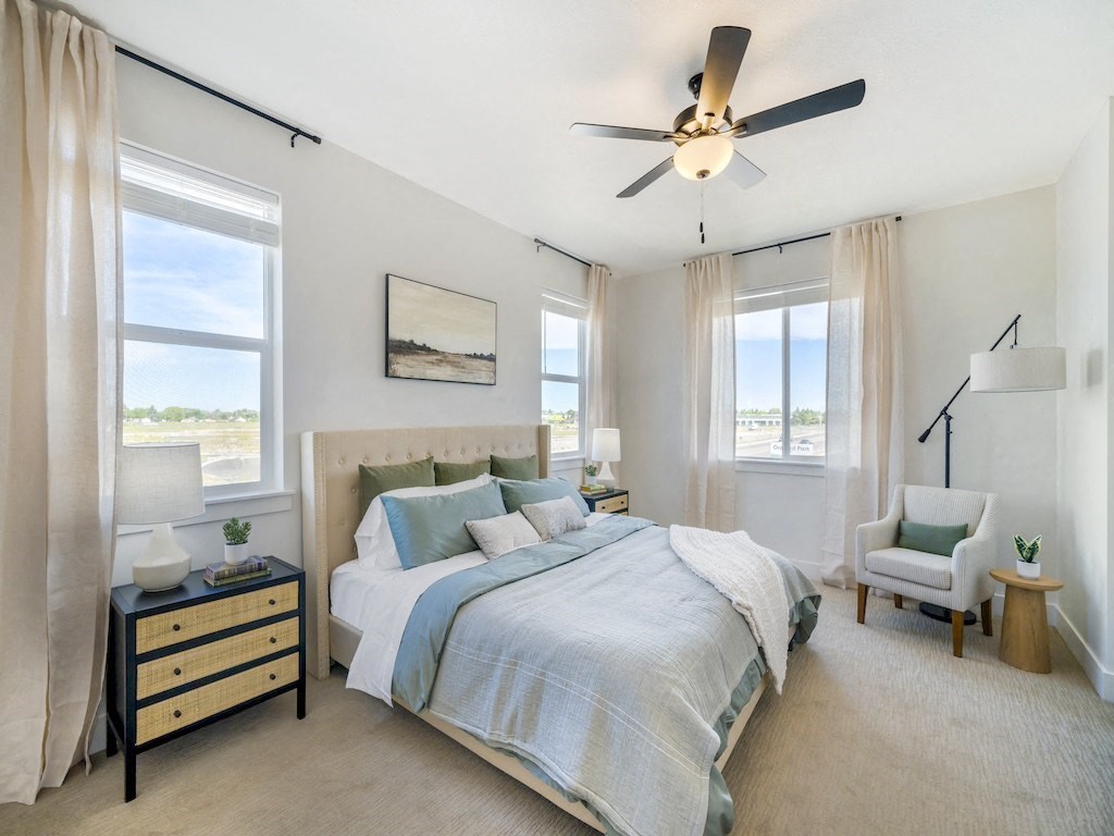 Large Bedroom at Orchard Park Townhomes Large Bedroom at Orchard Park Townhomes