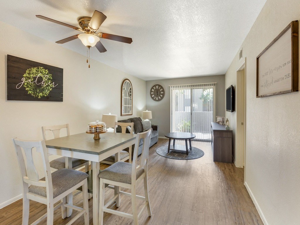 Living and Dining Room at Aztec Springs
