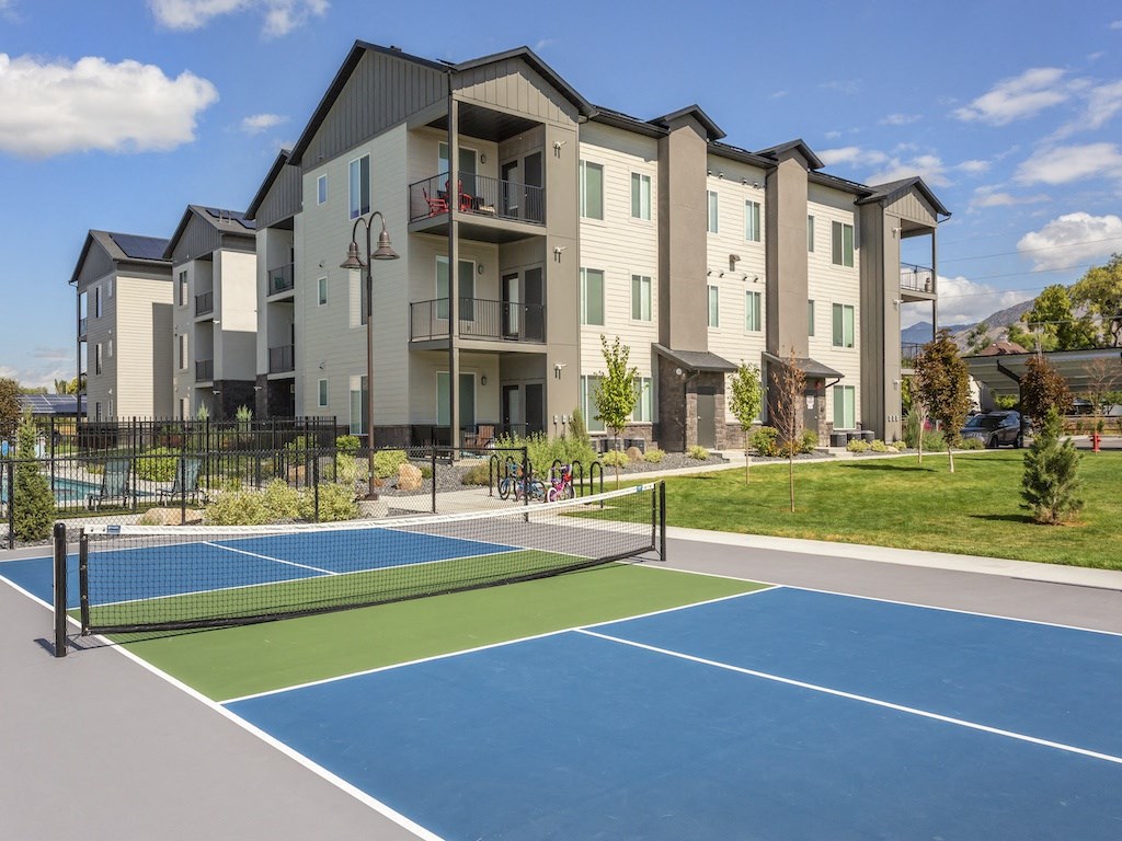 Pickleball Court at Meadows at Homestead