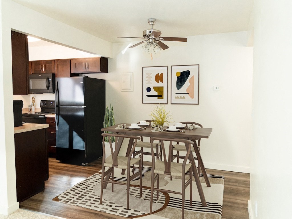Crossroads Apartments