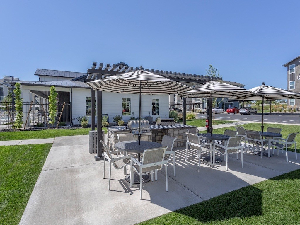 Outdoor BBQ at The Veridian