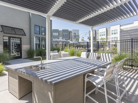 Outdoor kitchen at The Austin Townhomes