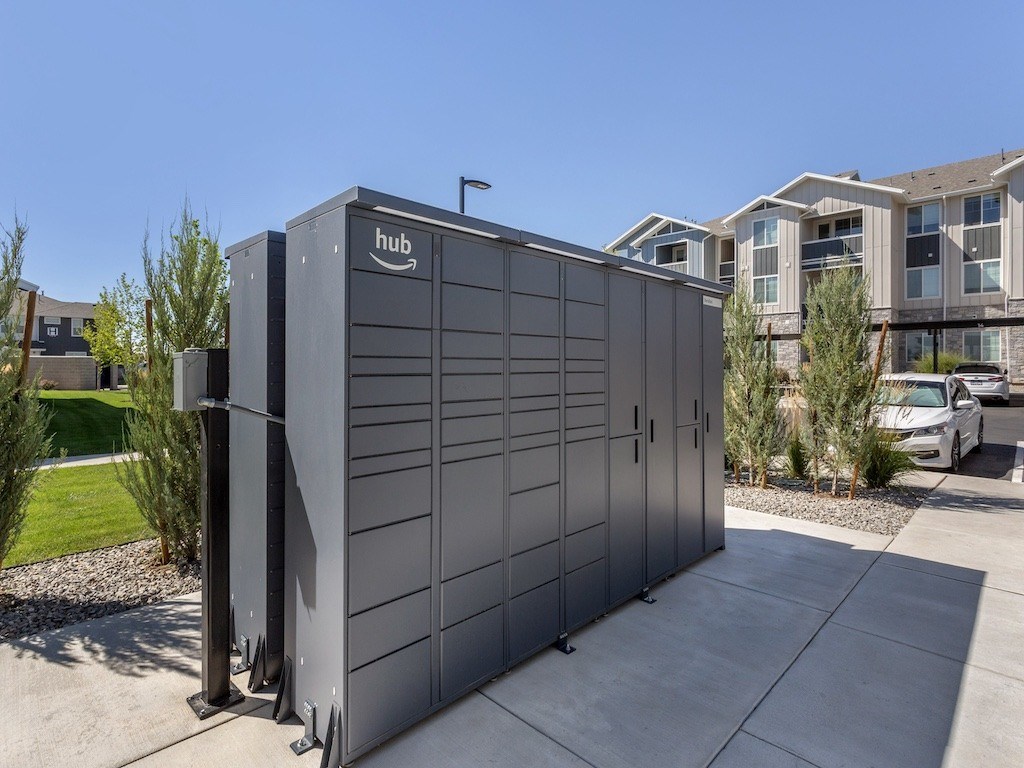 Package Hub at The Veridian