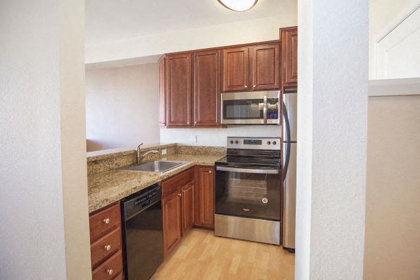 Modern Kitchen at Revo 225 Apartments, Renton, 98057