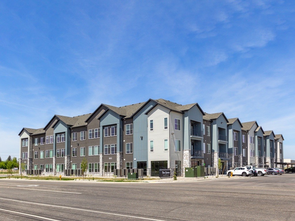 The Grove at Orchard Park Exterior of Building