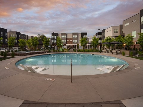 The Hudson Circle Pool