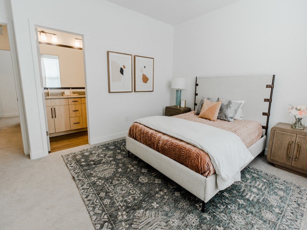 The Hudson Townhomes Salt Lake City Utah Main Bedroom with Attached Bathroom