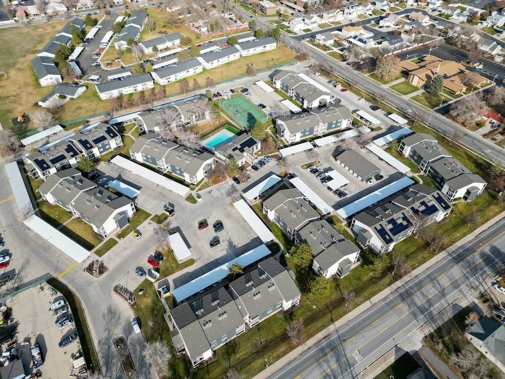 Crossroads Apartments