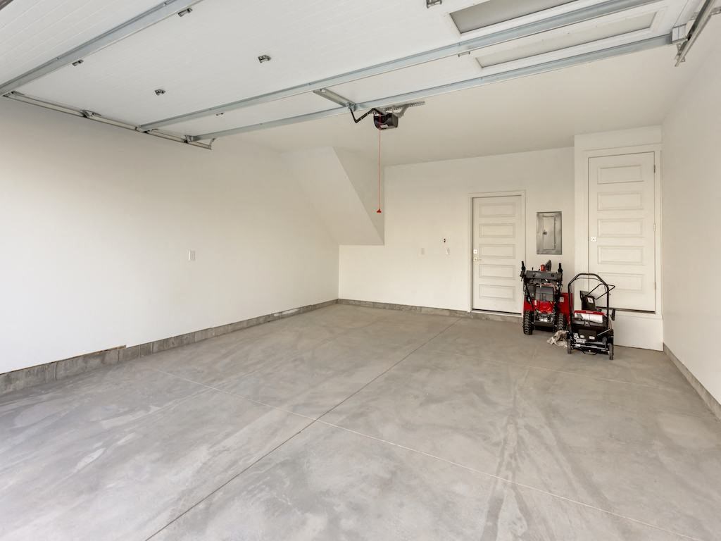 Two Car Attached Garage at The Austin Townhomes, Draper, UT 84020