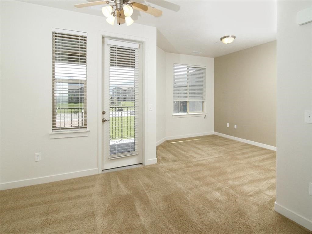 Large Living Area at Tuscany Villas Senior Apartments, Utah