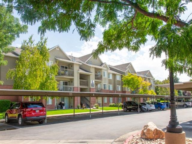 Falls at Hunters Pointe Apartments, 11251 South State