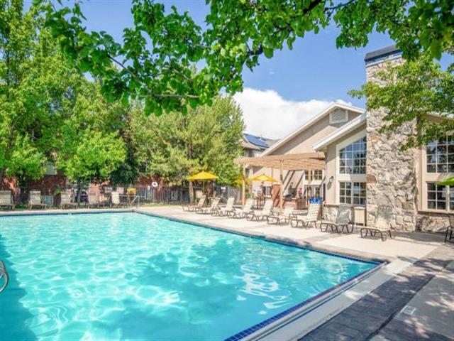 Falls at Hunters Pointe Apartments, 11251 South State