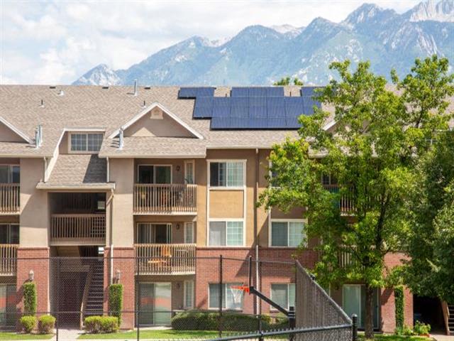 Falls at Hunters Pointe Apartments, 11251 South State