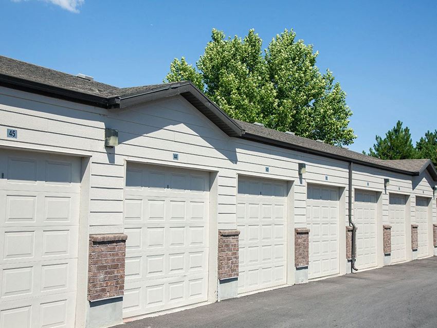 Four Seasons At Southtowne Apartments, 420 West Cadbury Dr, South