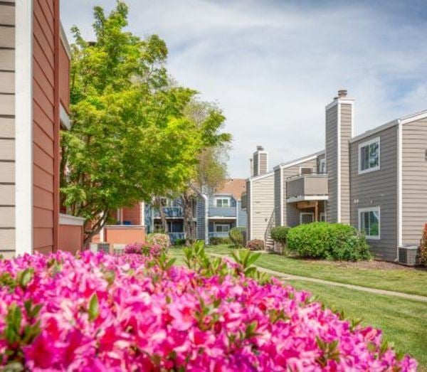 Chesapeake Commons Apartments, 3600 Data Drive, Rancho Cordova, CA