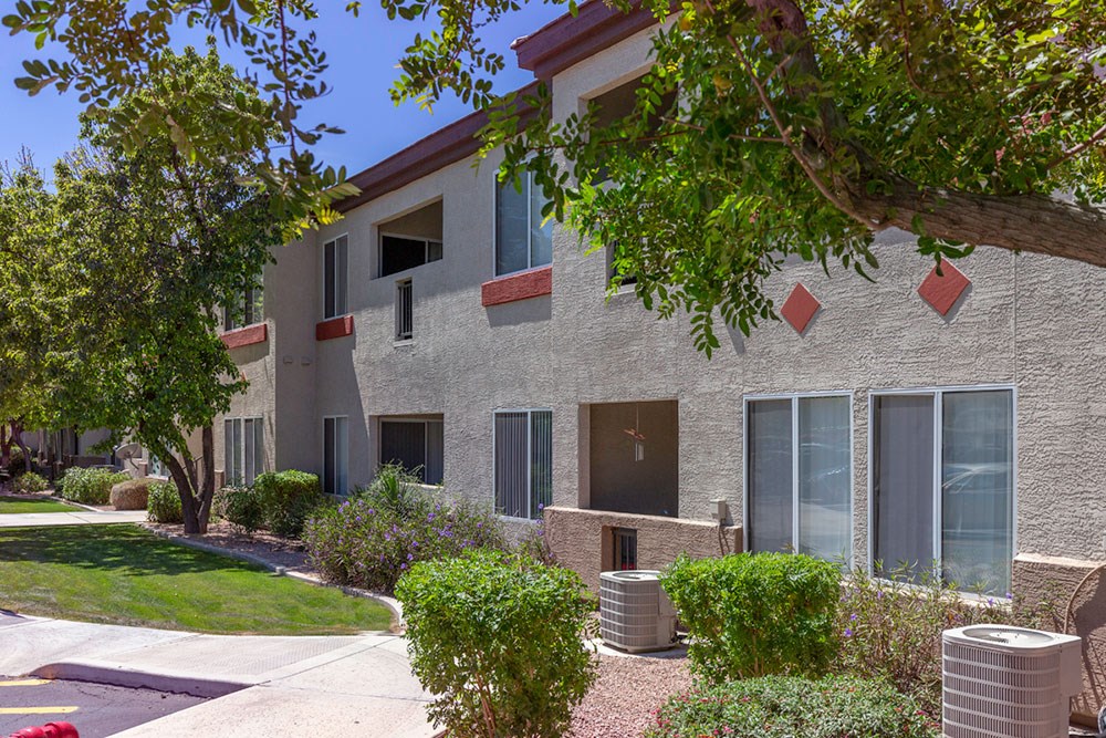 Elegant Exterior View at Canyon Ridge Apartments, Surprise