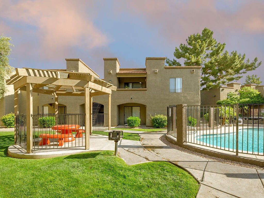 Glen Oaks Apartments, 5750 North 59th Ave, Glendale, AZ RentCafe