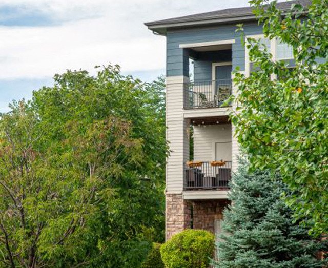 Private Corner Patio And Balcony at Avena Apartments, Thornton, Colorado