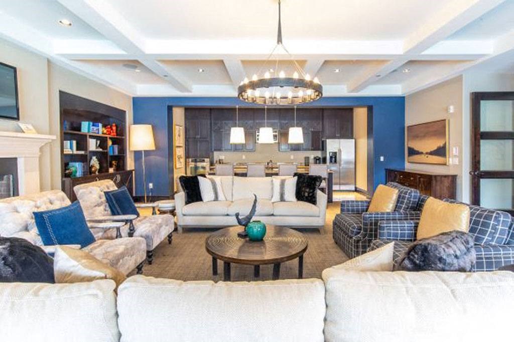 Posh Lounge Area In Clubhouse at San Moritz Apartments, Midvale